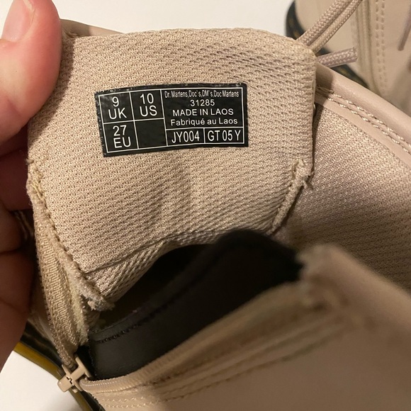 Kids Dr. Martens Taupe Toddler Girls 10 - Picture 7 of 7